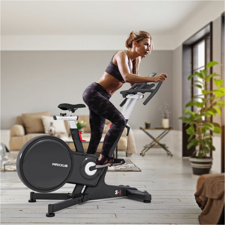 Treniruoklis dviratis S1 su LCD ekranu ir 18 kg smagračiu