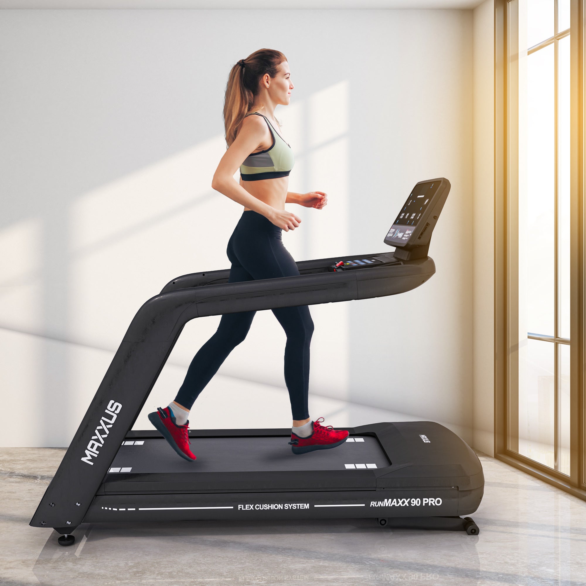 RunMAXX 90 Pro bėgimo takelis su LCD ekranu