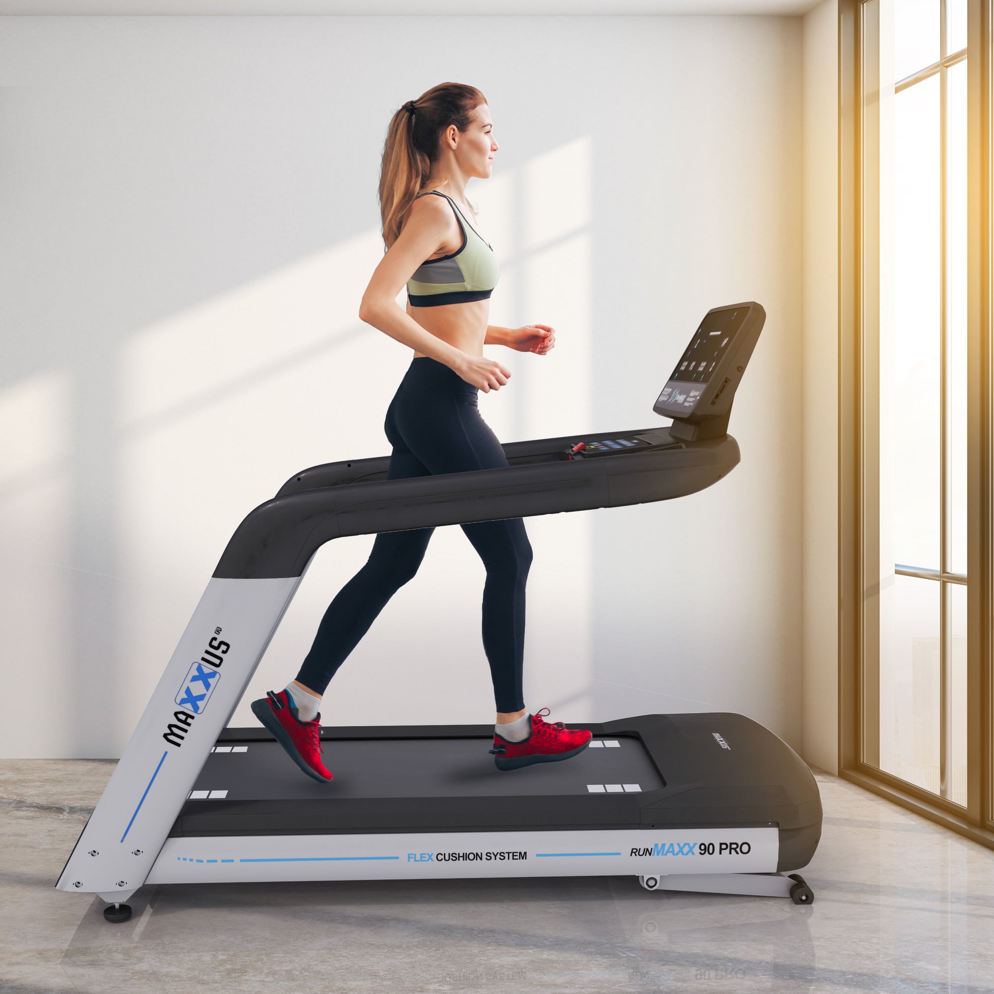 RunMaxx 90 Pro bėgimo takelis 22 km/h, max. 150 kg