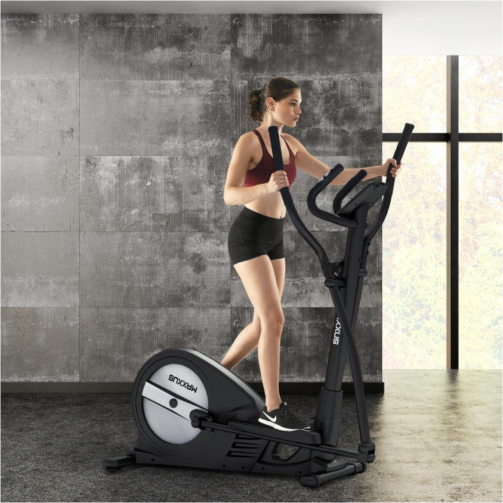 CX 3.0 elipsinis treniruoklis su 26 kg smagračiu